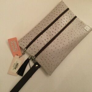 Peachy Keen NWT Clutch Purse Handbag Tan and Brown